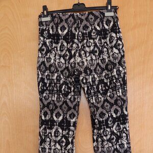 Lela Rose $795 pants in black and white tribal print size 6 cotton blend
